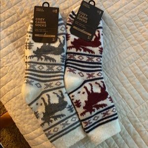 Cozy Cabin Socks. 2 Pack!!